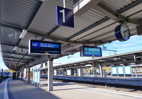 RX 02929c Oberer Bahnhof