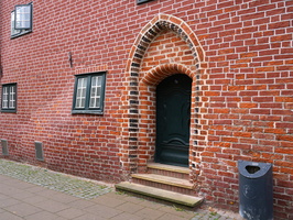 88 6984b schwangeres Haus