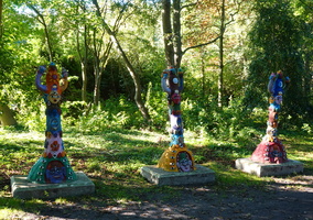 18 2414b Skulpturen Sonne Mond Sterne